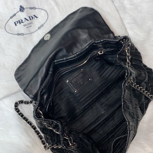 Prada Nappa Gaufre Chain - Picture 9 of 16